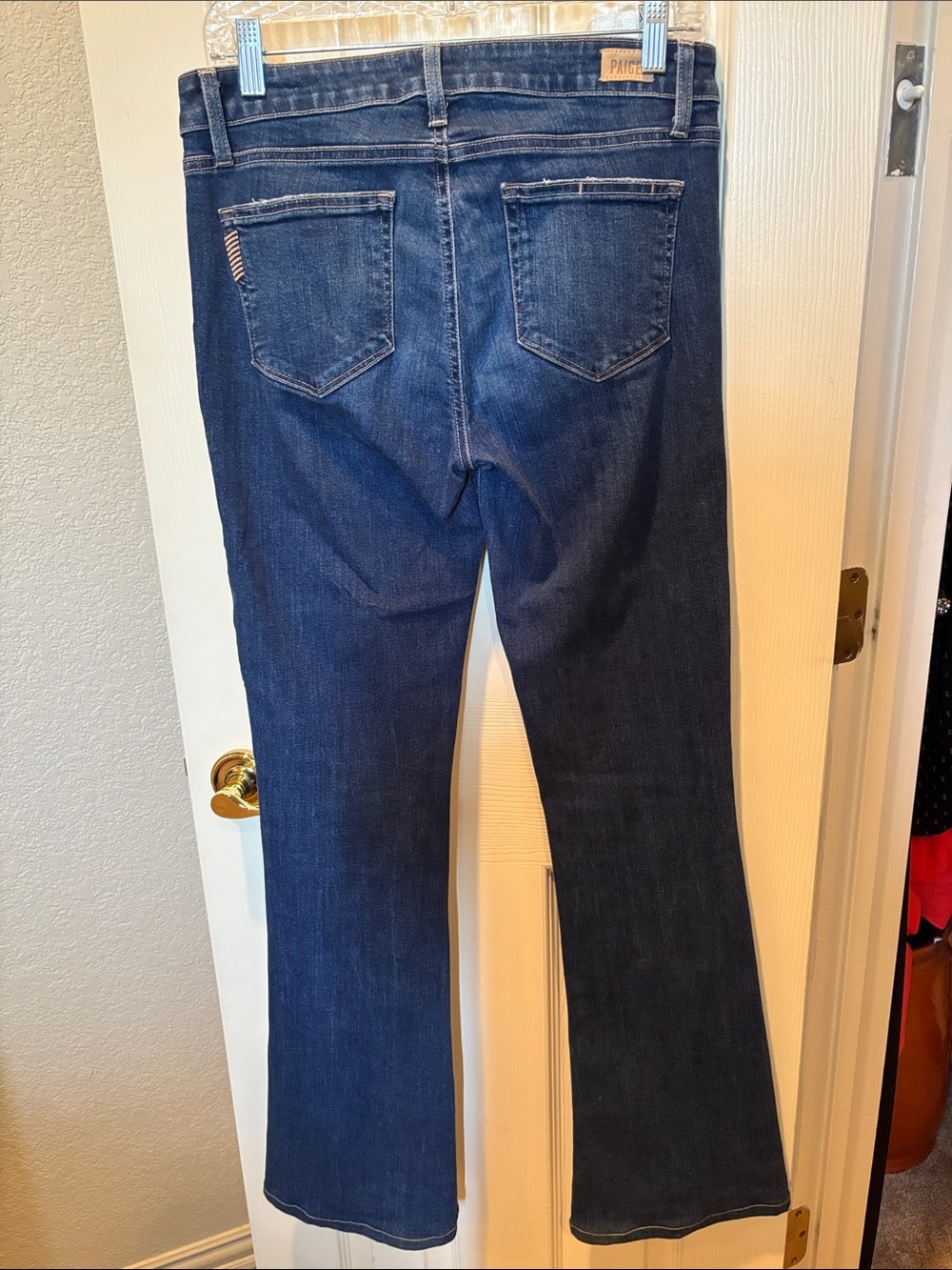 PAIGE Lou Lou Flare Jeans Medium Wash Forward Seam Split Hem Blue Denim size 28 - Picture 7 of 9